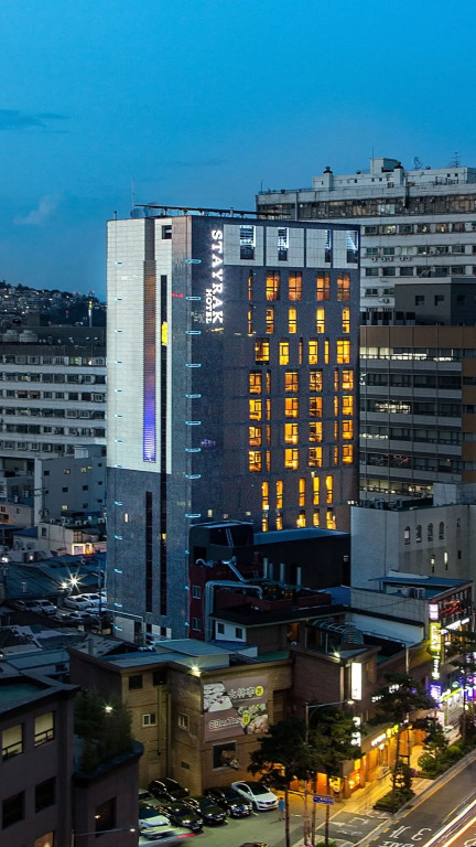 Stayrak Hotel