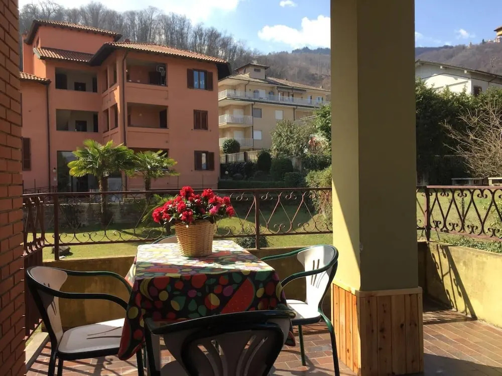 Sveva Apartment in Stresa