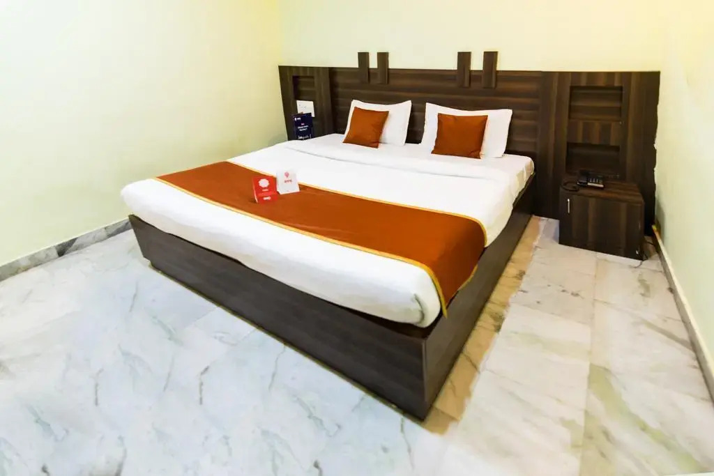 Shree Darshini Guest House by OYO Rooms