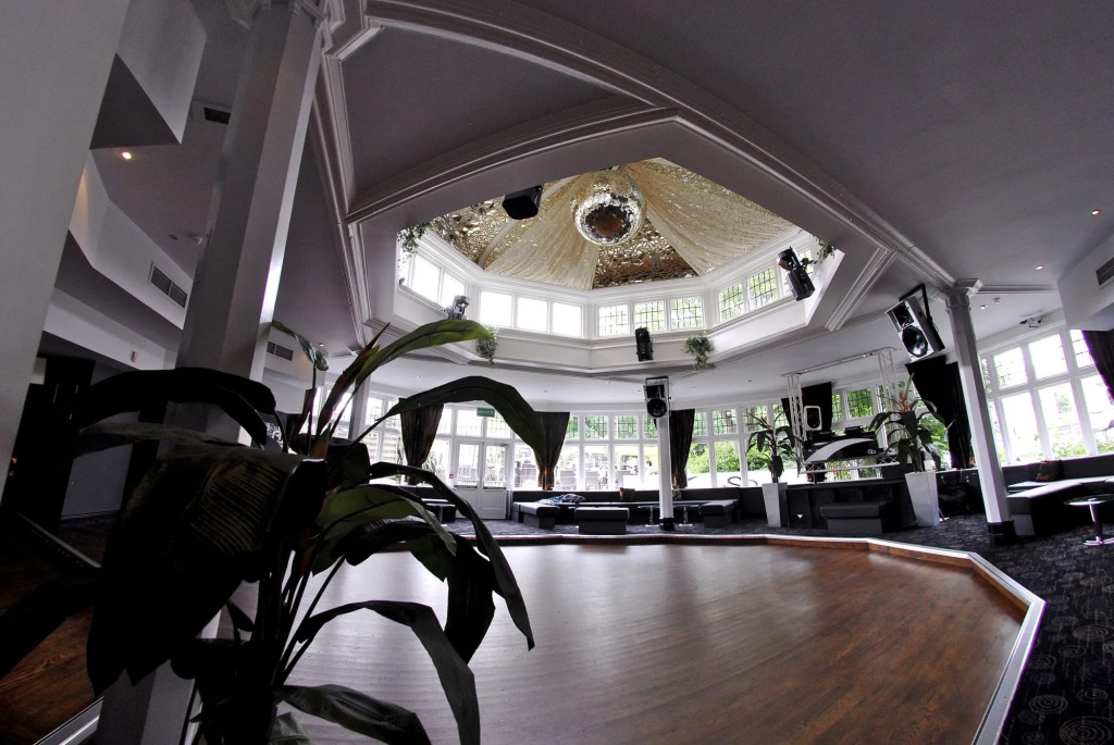 Royal Exeter Hotel