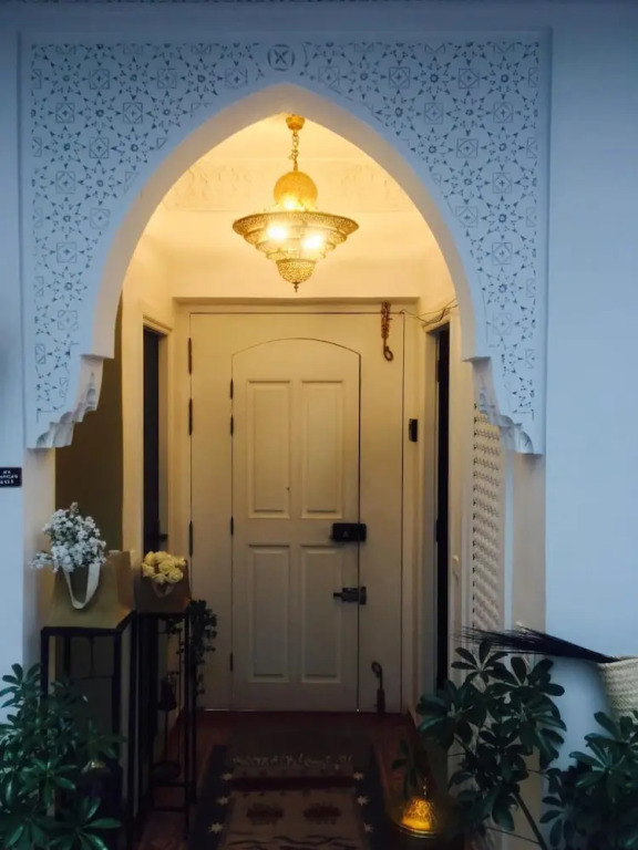 Riad Laly Tourisme Eclairé Le bijou de la medina