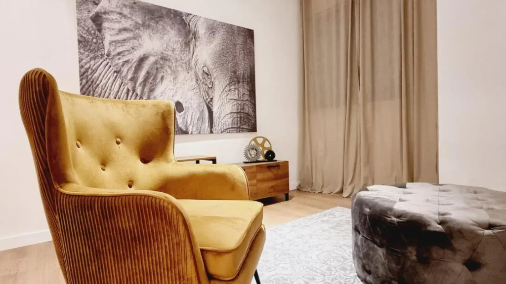 Newly Renovated Super-Chic Apartment