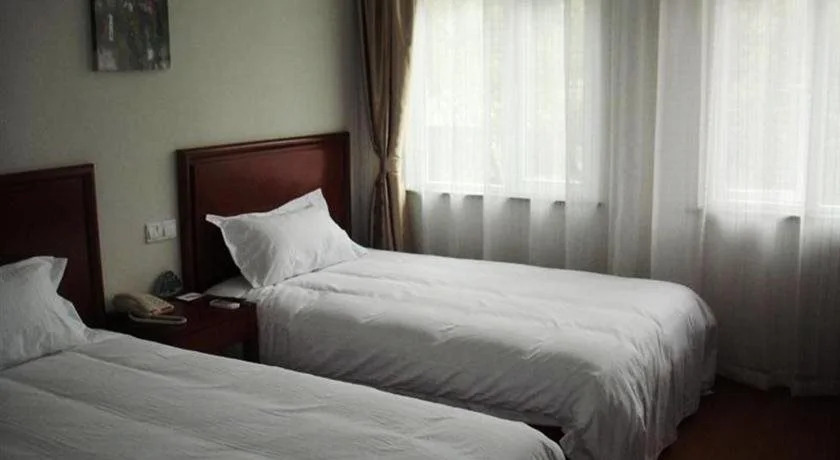 GreenTree Inn Shanghai Songjiang University City New Songjiang Road Express Hotel