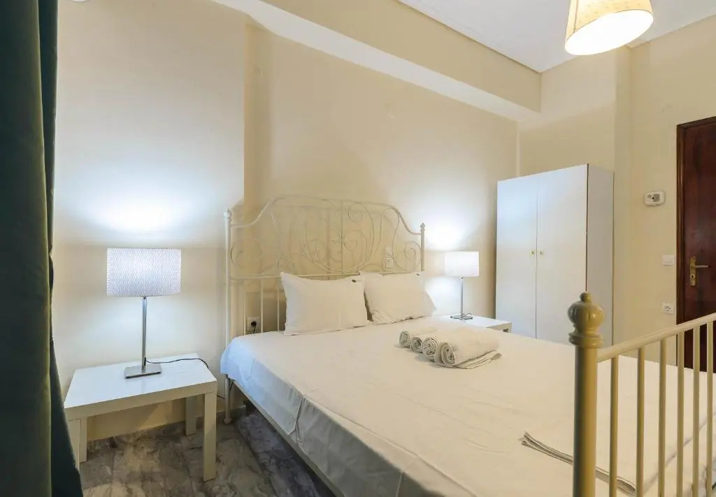 Denise Studios and Apartments