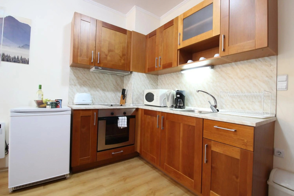 Pine Tree Apartment 2 - B7