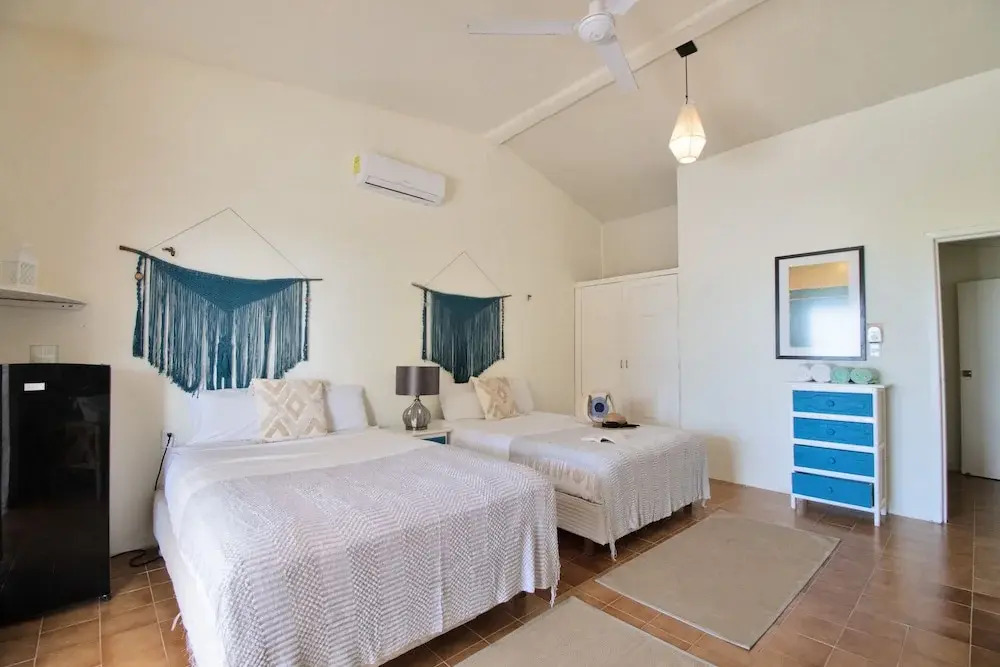 Arena y Mar Beachfront House, El Cuyo by The Spot Rentals