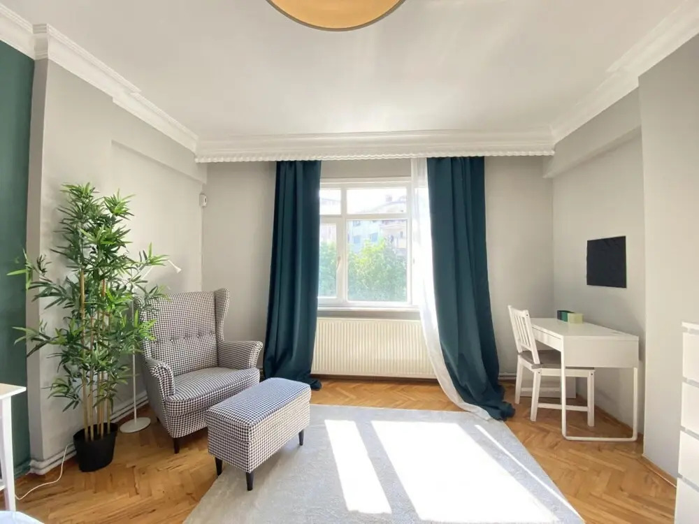 Lovely Flat With Central Location in Fatih
