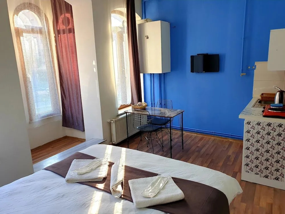 Taksim green suite