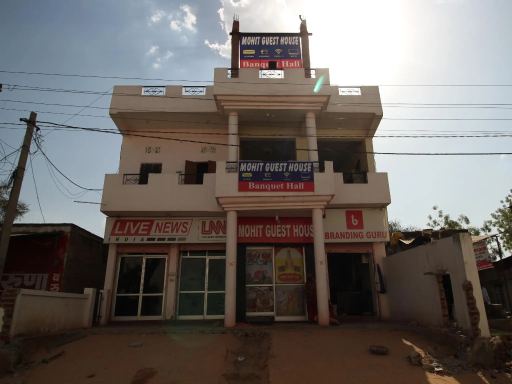 SPOT ON 37471 Mohit Guest House