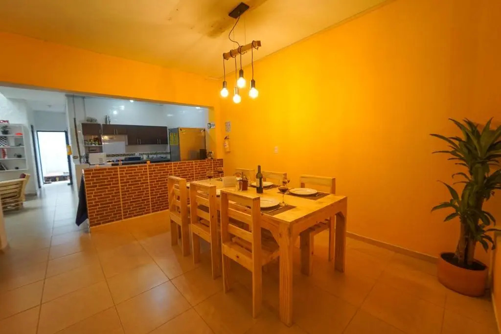 Casa Clandestina Guest House