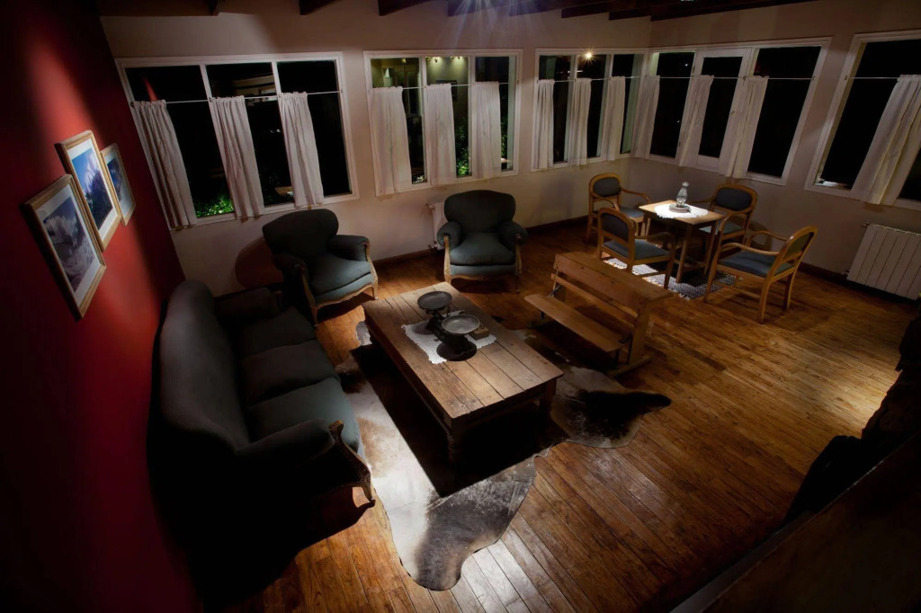 Hosteria Cauquenes De Nimez