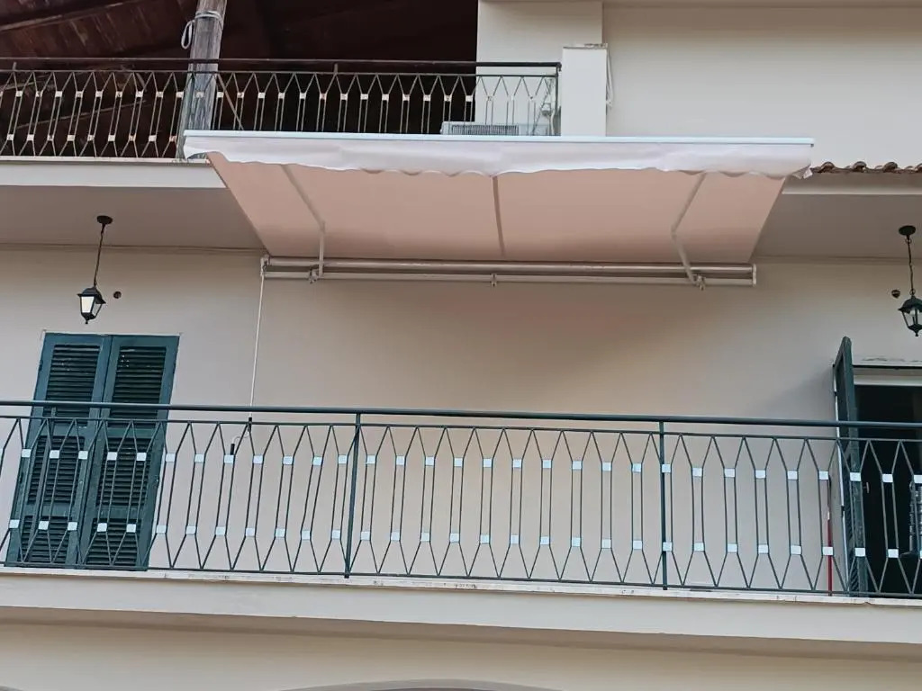 Casa Rosamari - su Lago di Posta Fibreno, Appartamento con camino