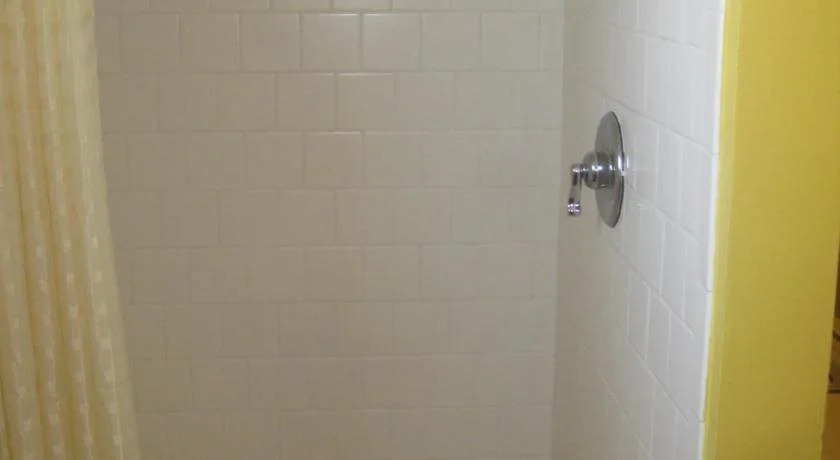 Travel Inn and Suites