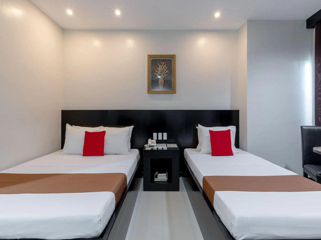 Check Inn Hotel Dumaguete City by RedDoorz