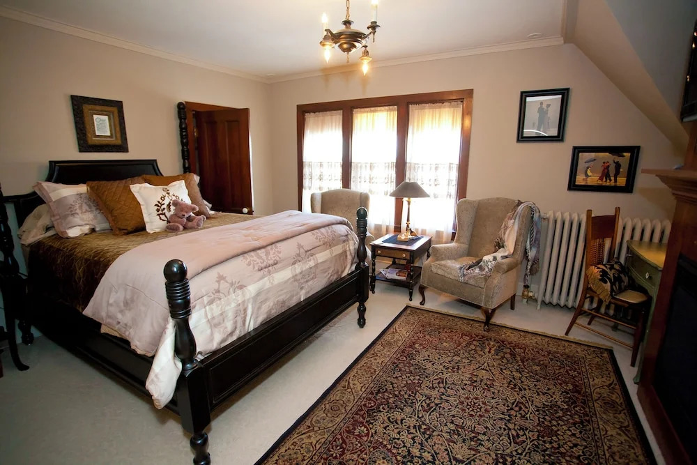 Westphal Mansion Inn Bed & Breakfast