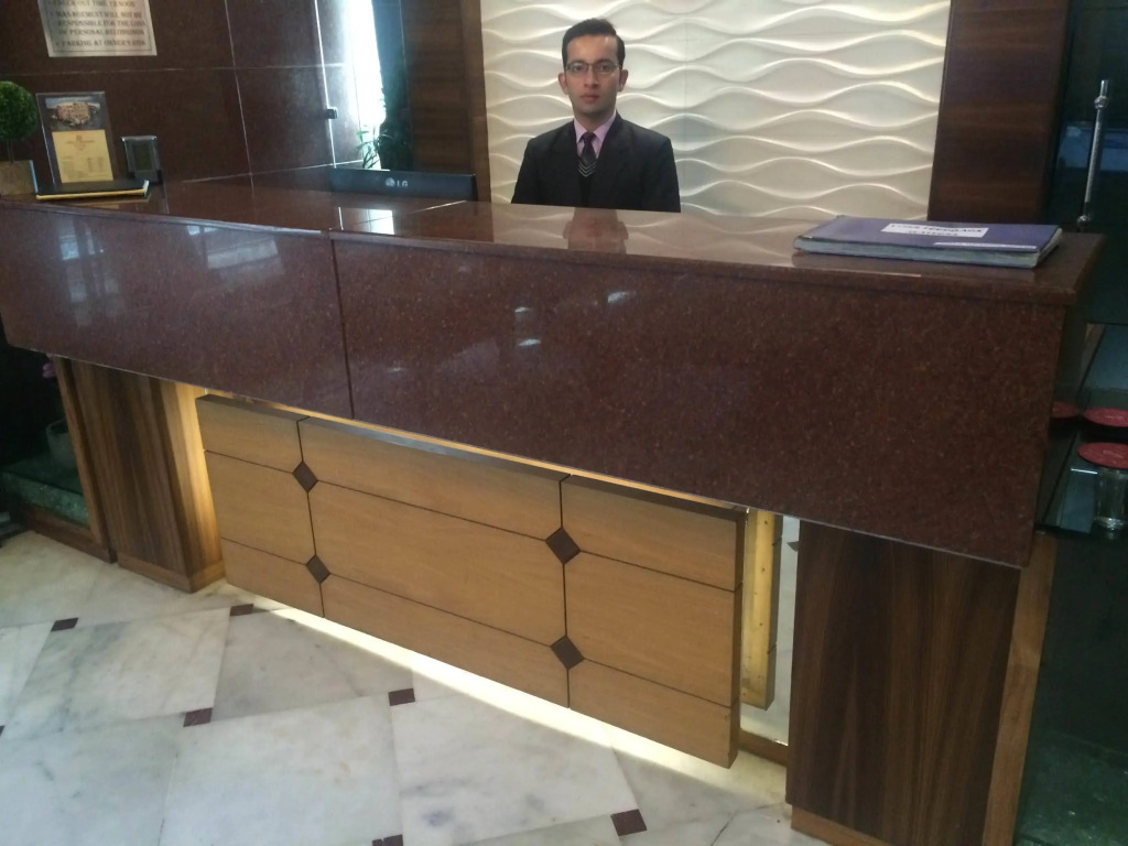 Hotel Leela Grande