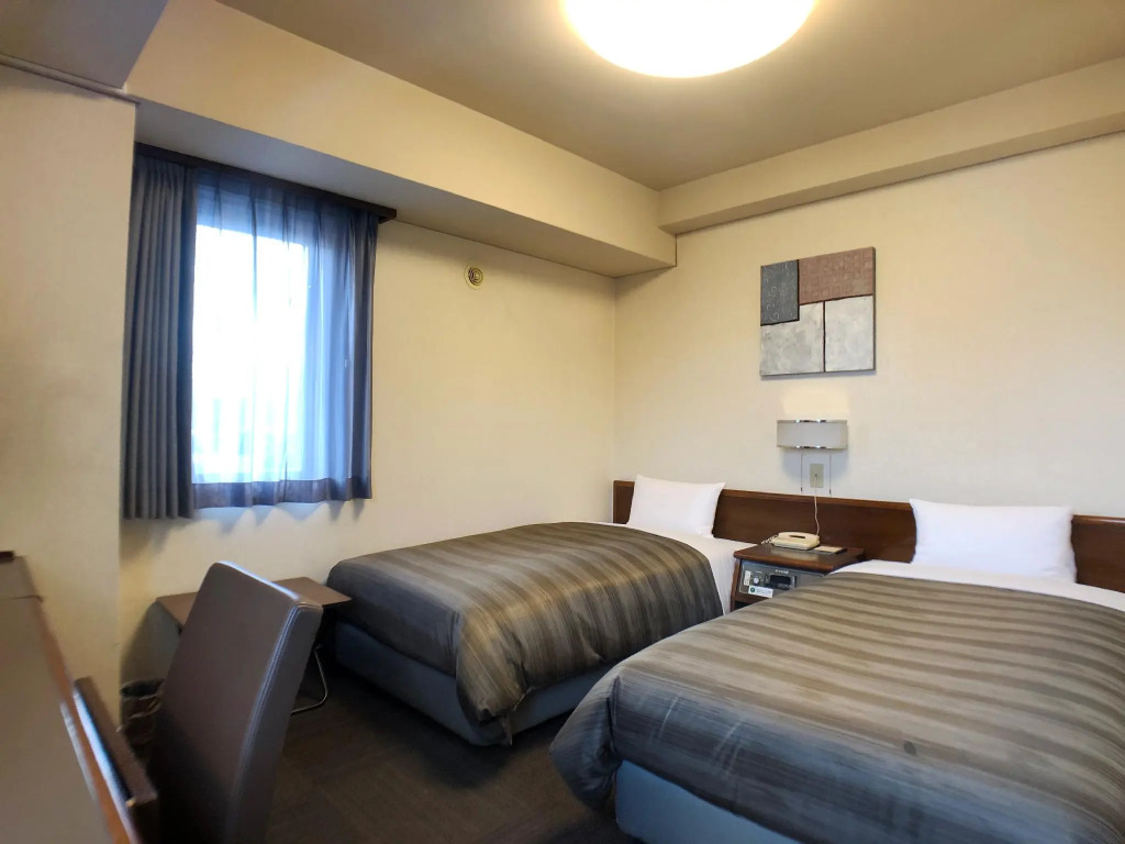 Hotel Route-Inn Ueda -Kokudou 18 Gou