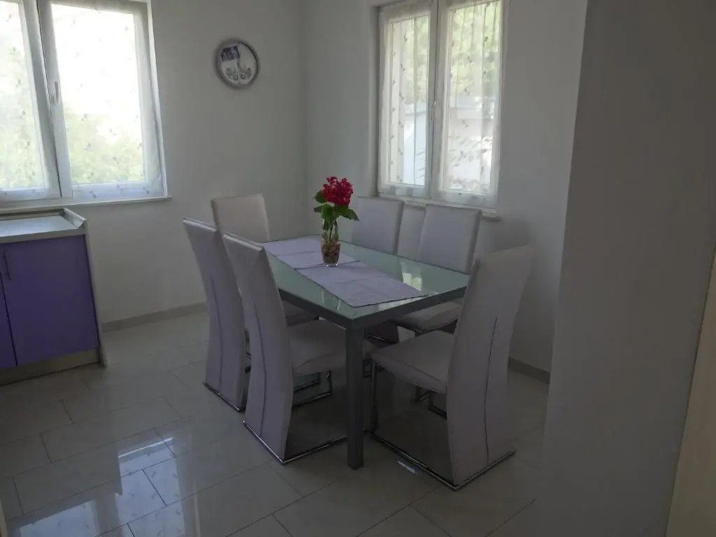 Apartments Mara