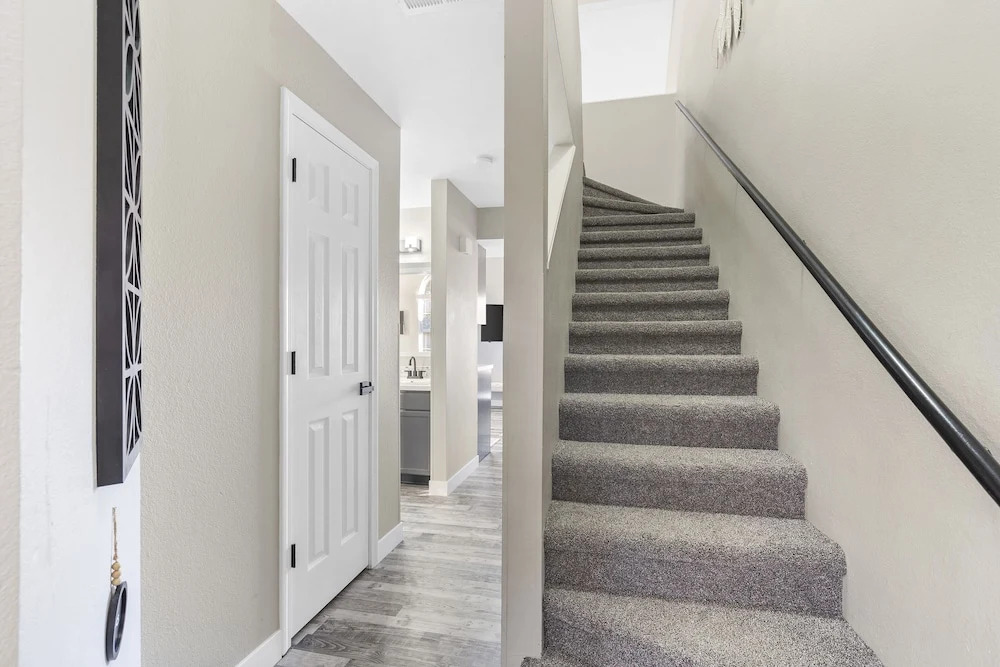 Adorable Fall Creek Condo - 10 Min to Table Rock!