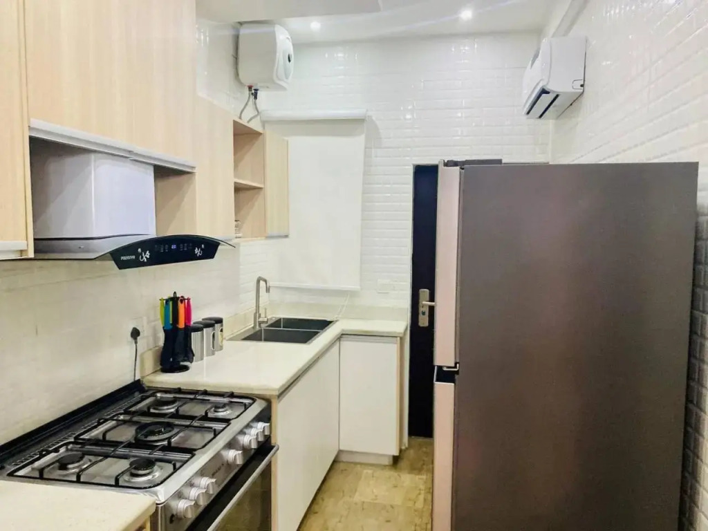 Shortlethomes - 5 Star Short let Apartment in Ikate