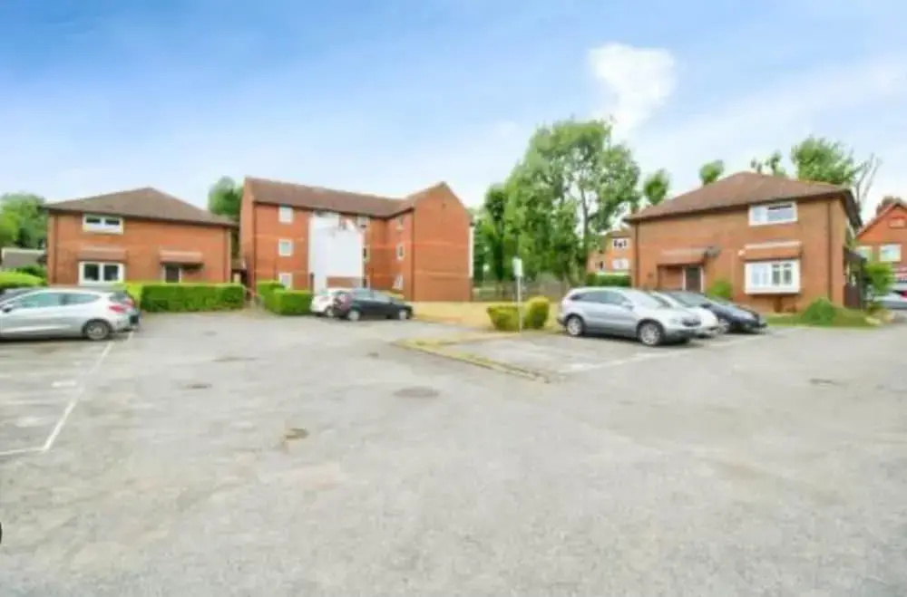 1 Bed House Sleeps 2 -free Parking -Tv