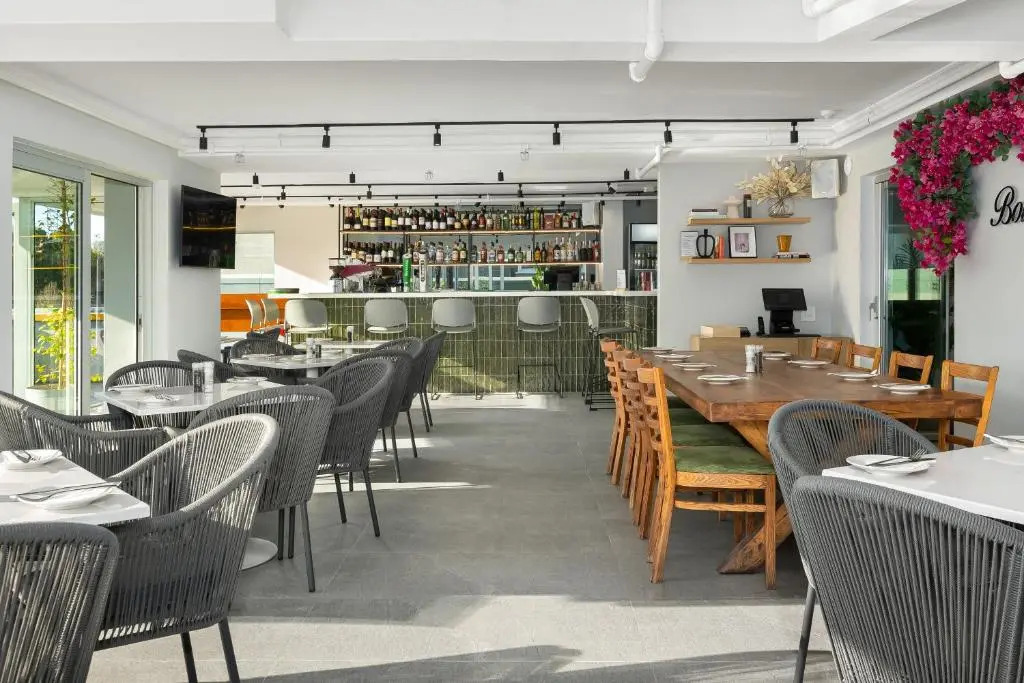 Point Break Luxury Apartments
