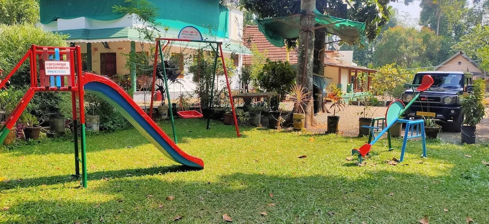 Kuttickattil Gardens Homestay