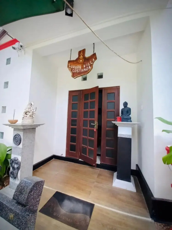 Luxury villa Costanza