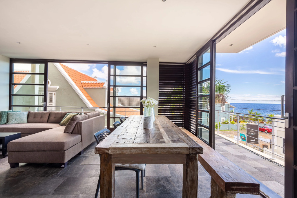 Amazing Sea View Penthouse W/ Private Rooftop