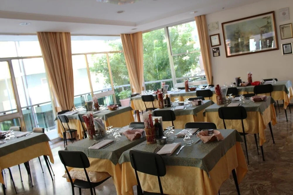 Hotel Mauri