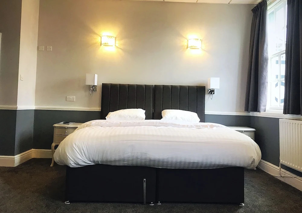 The Lion Hotel
