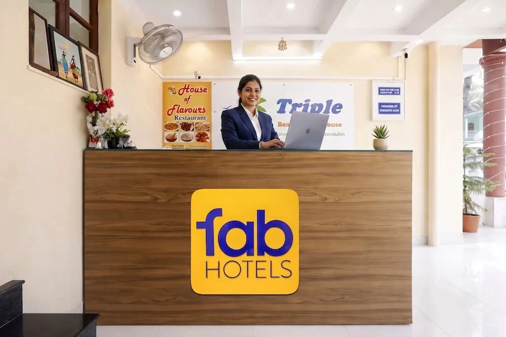 Fabhotel Triple Beach House