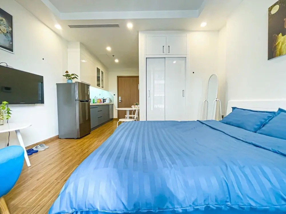 Vinhomes Green Bay Luxury Apartment