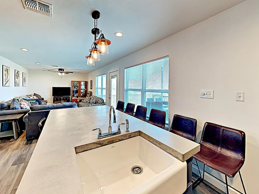 New Listing! Brand-new On The Bay W/ Deck 2 Bedroom Home