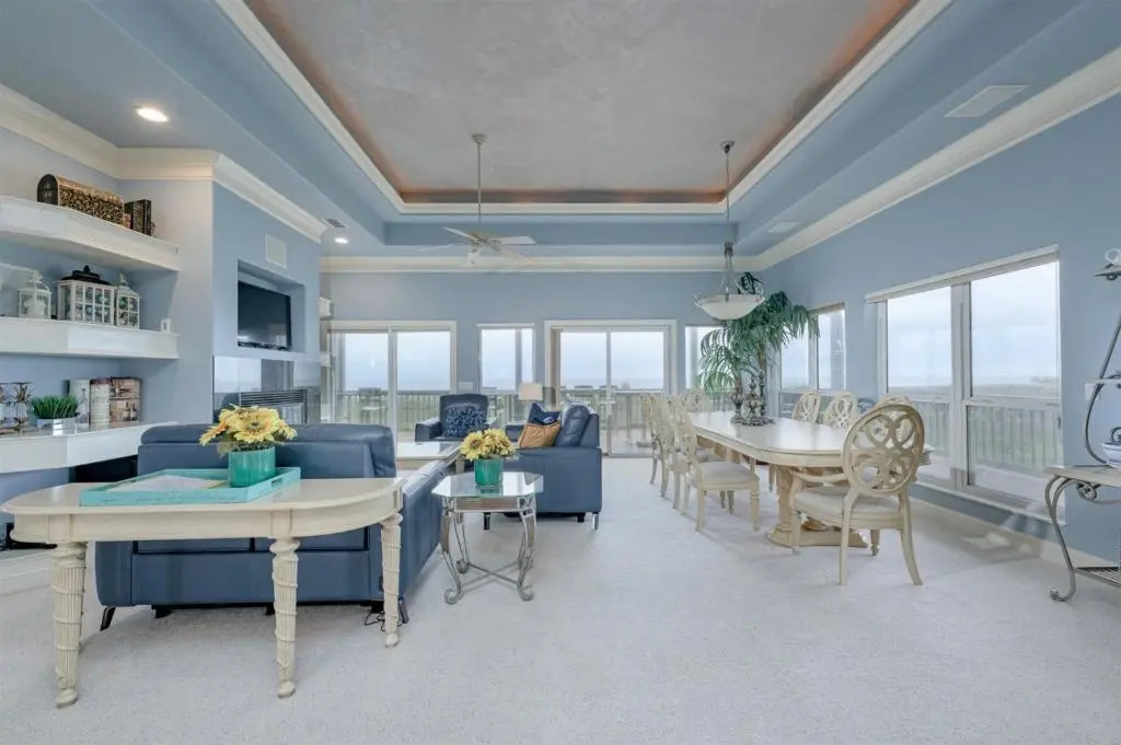 Ocean Vista Heaven