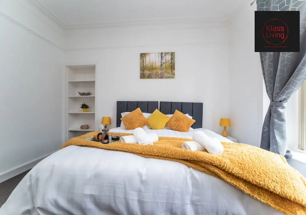 One Bedroom Apartment by Klass Living Serviced Accommodation Coatbridge - Albion Apartment with Wifi and Parking