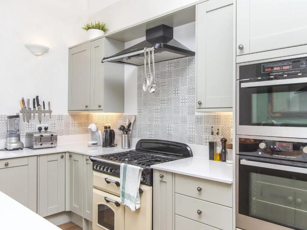 3 Berkeley Square