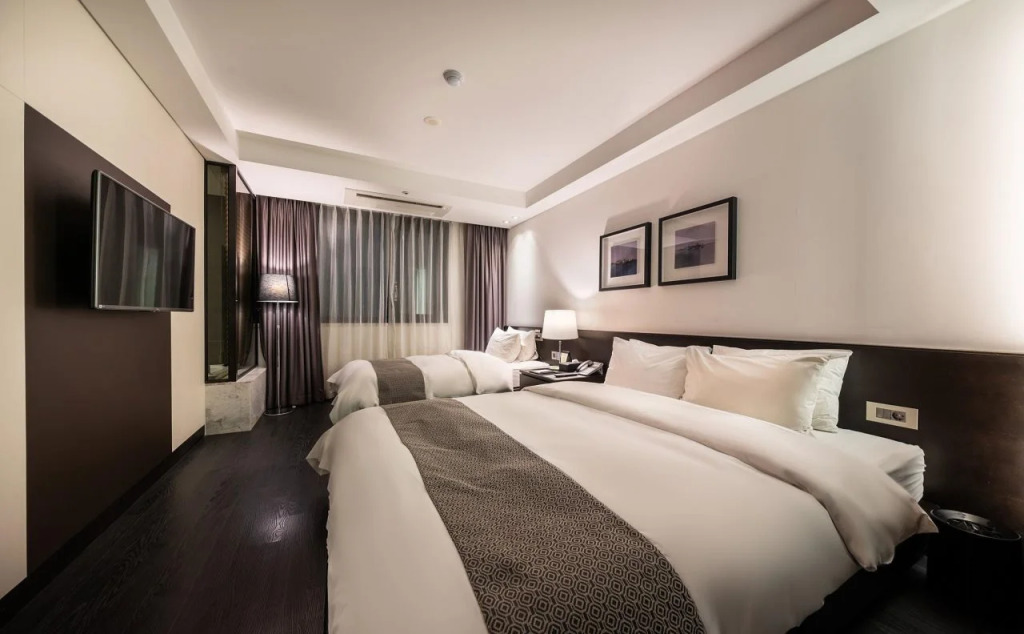 Iruda Hotel