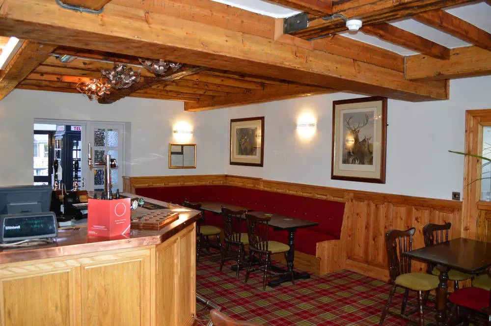 Buck House Hotel