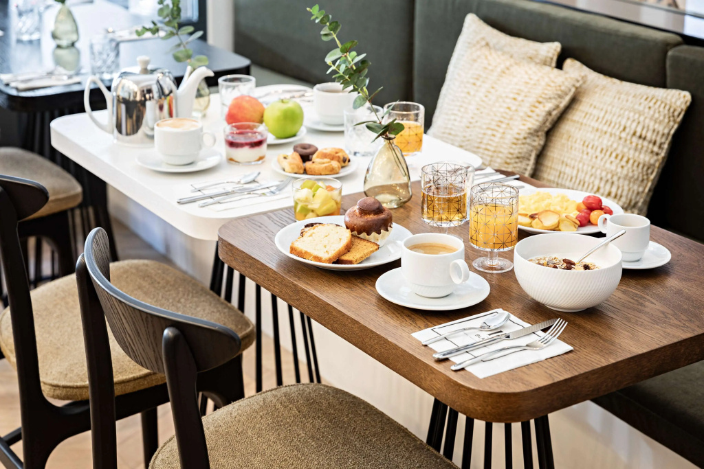 Best Western Premier The Blake Paris Gare Saint Lazare