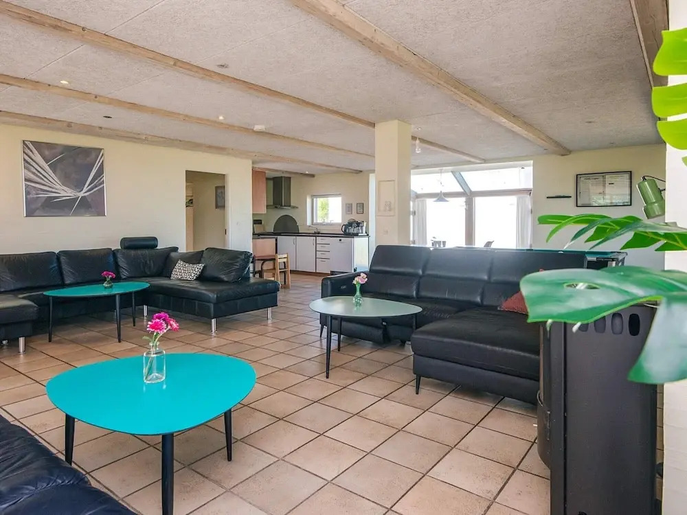 Townhouse With Spa and Activities