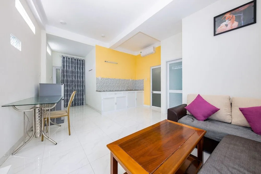 Oyo 223 May House