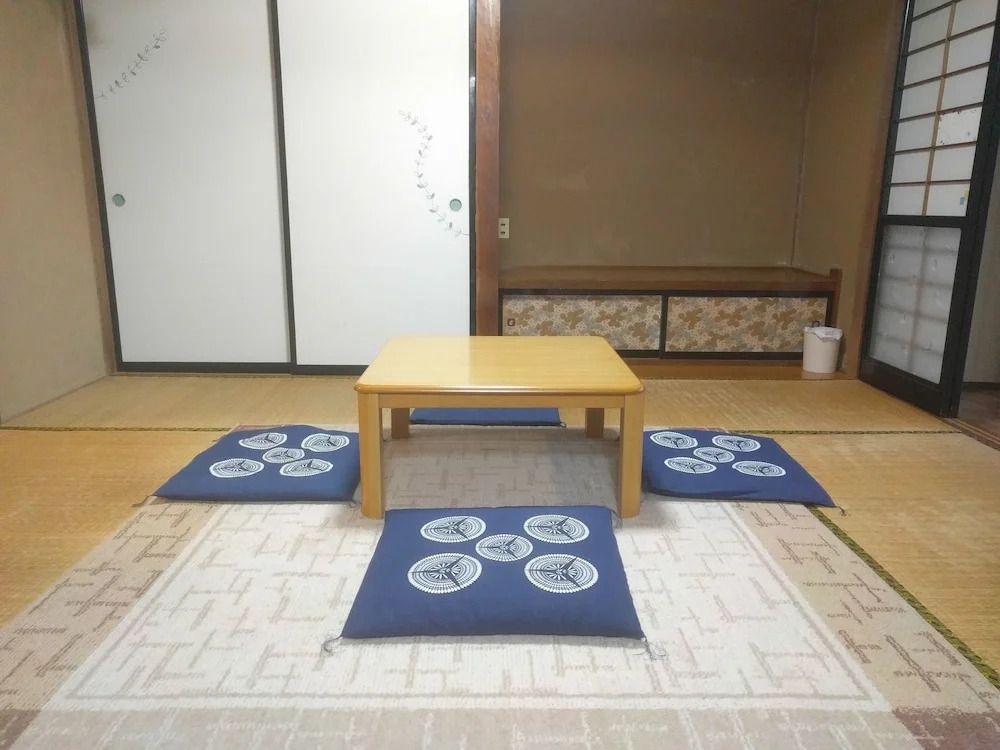 Tomo's hut in Japanese old style