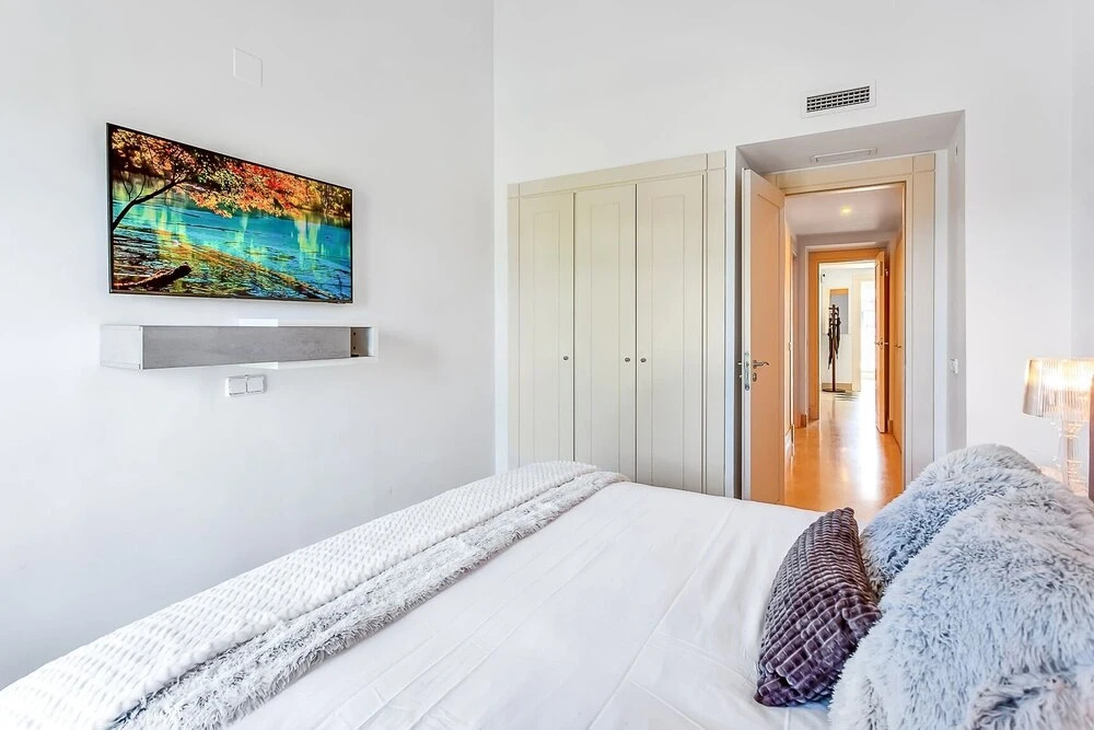 YOLO Spaces – Sotogrande Ocean View Penthouse