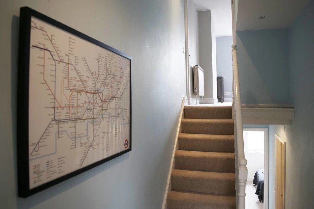 Trendy 2BR Home in Heart of Chiswick, 4 Guests!