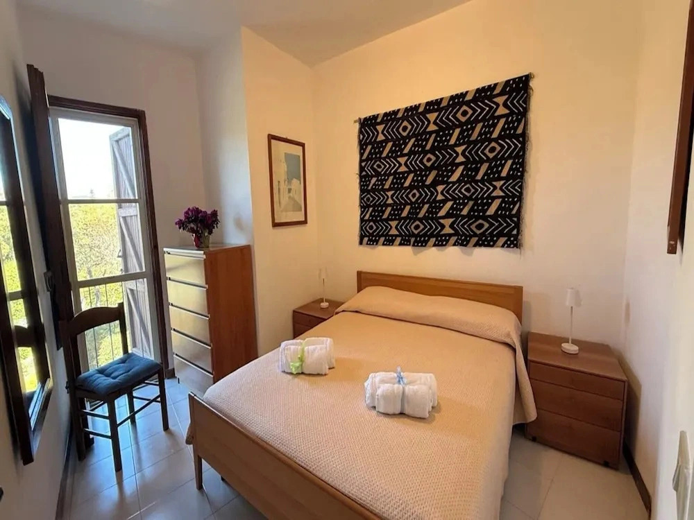 Accommodation Just Steps Away From Cala Lupo