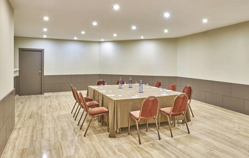 iStay by NH Zaragoza Sport Hotel