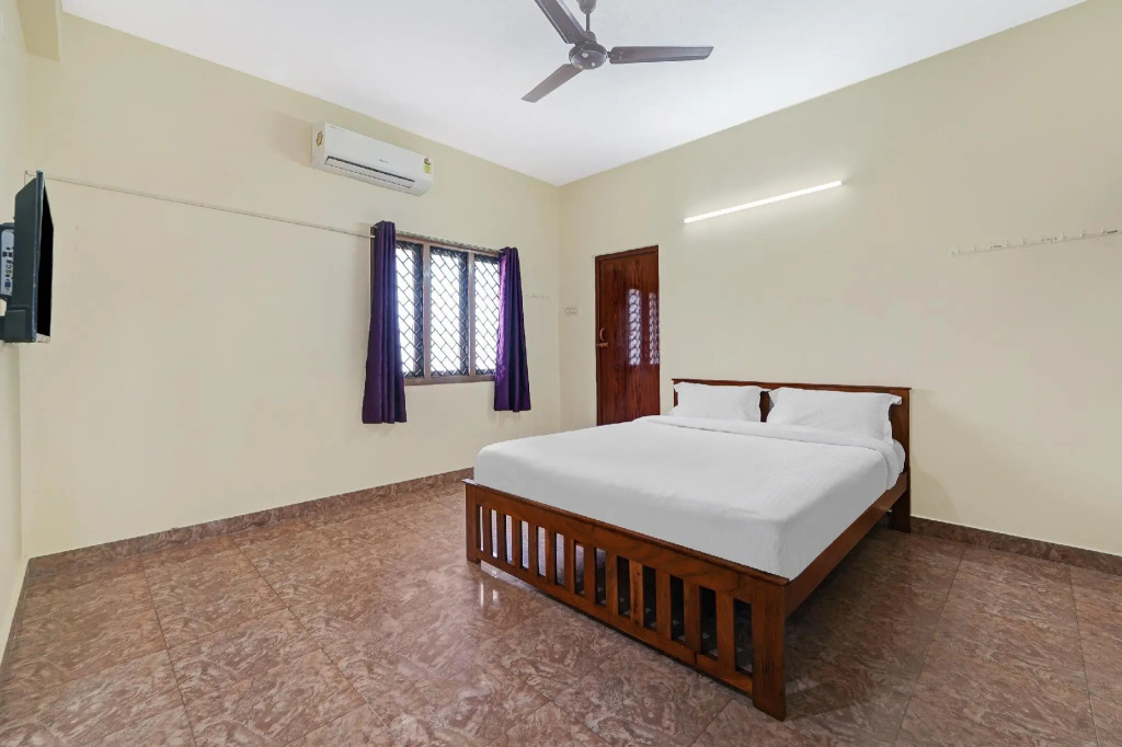 Collection O Senthamizh Residency