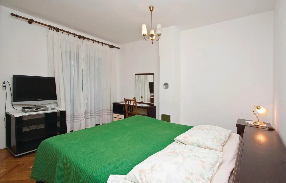 Awesome Apartment in Porec With 1 Bedrooms