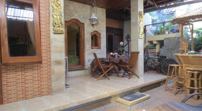 Kubu Made Homestay
